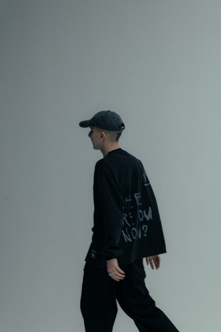 Faded Graffiti Longsleeve – official Alan Walker Longsleeve (view 7)
