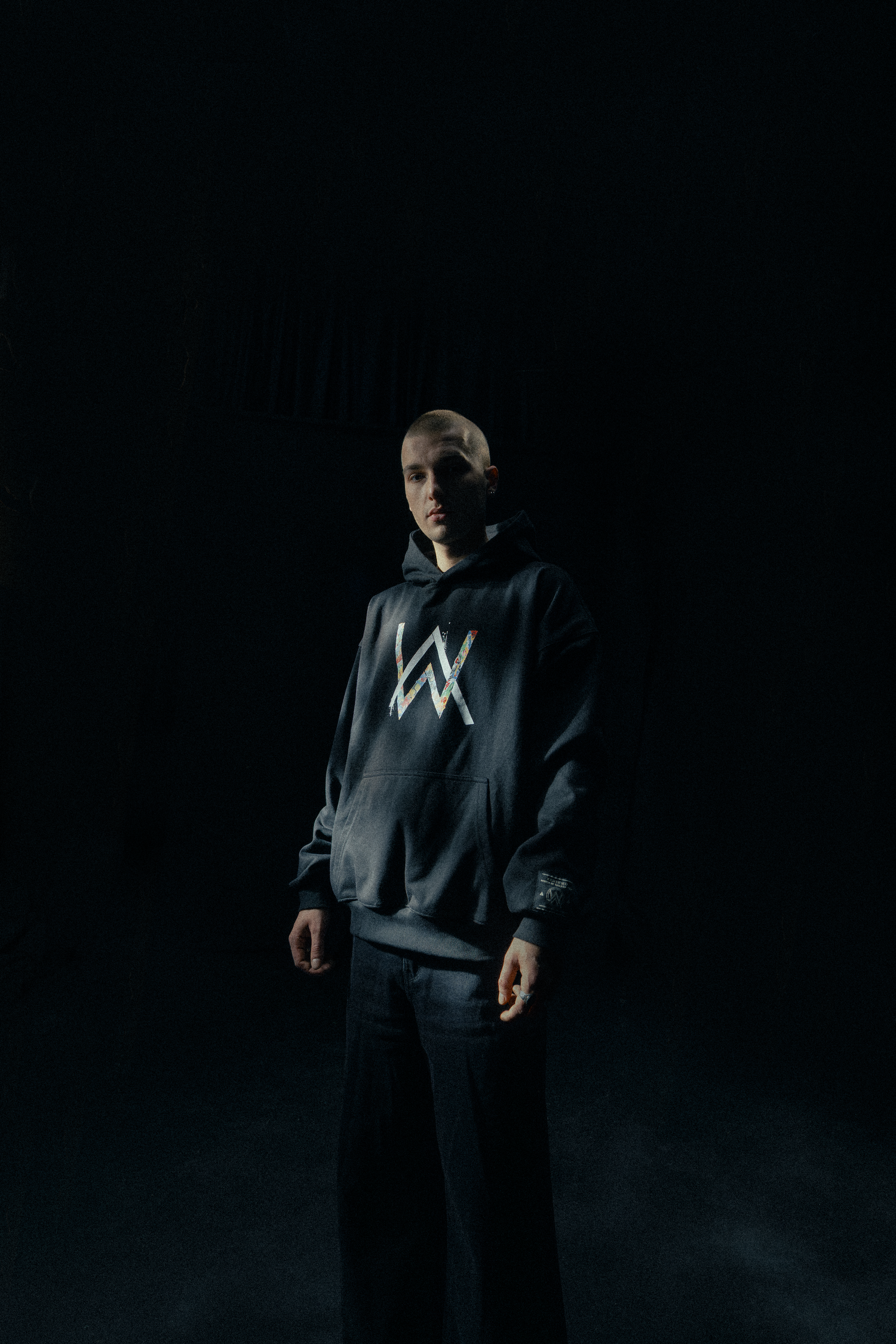 Tired "0" Hoodie – official Alan Walker Hoodie (view 9)