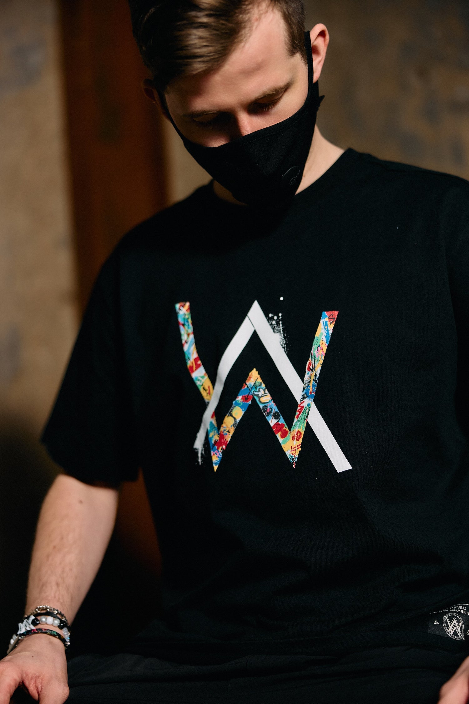 Tired Unity T-shirt – official Alan Walker T-Shirt (view 5)