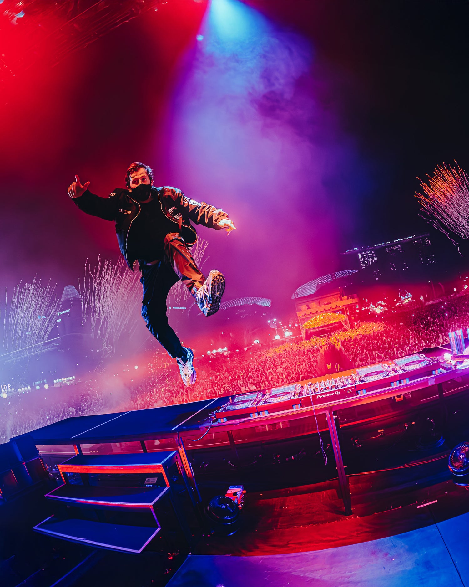 Alan Walker F1 Stage Jacket – official Alan Walker Jacket (view 6)