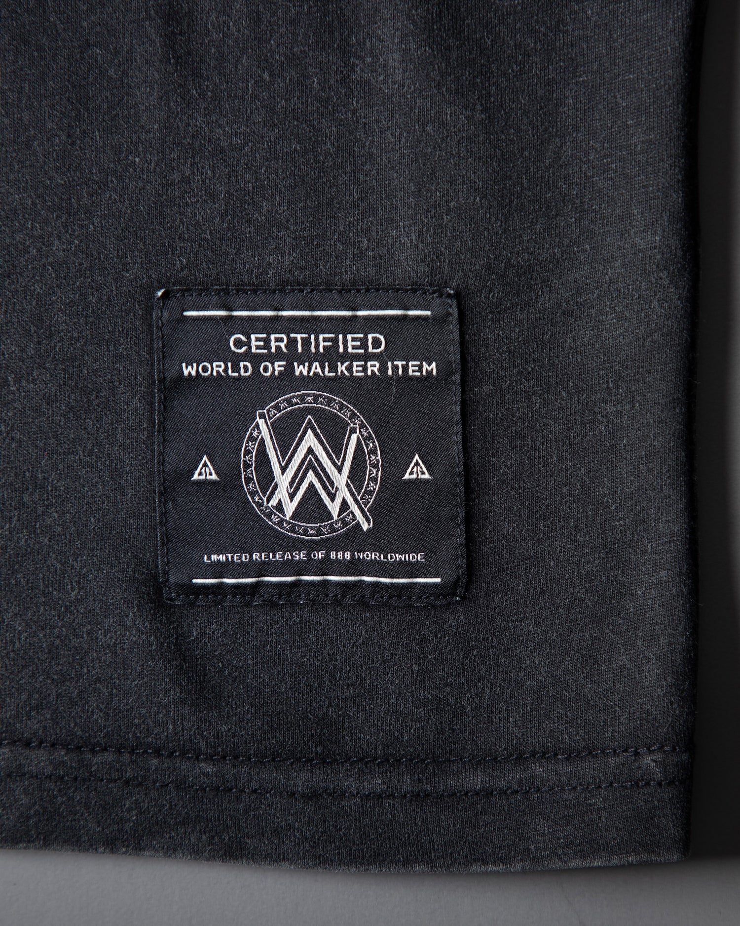 Rise Of The Drone Vintage T-Shirt – official Alan Walker T-Shirt (view 3)