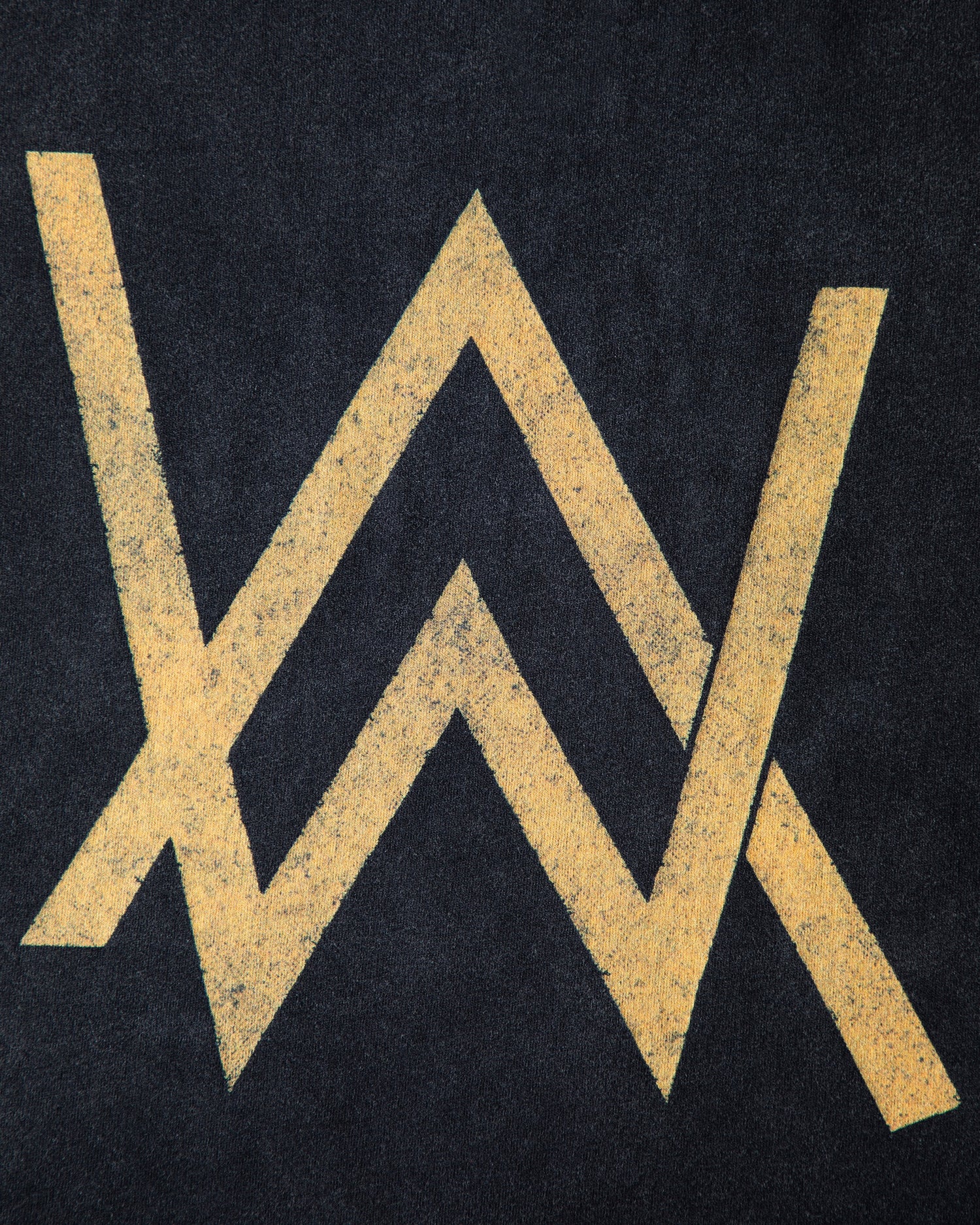 Rise Of The Drone Vintage T-Shirt – official Alan Walker T-Shirt (view 7)