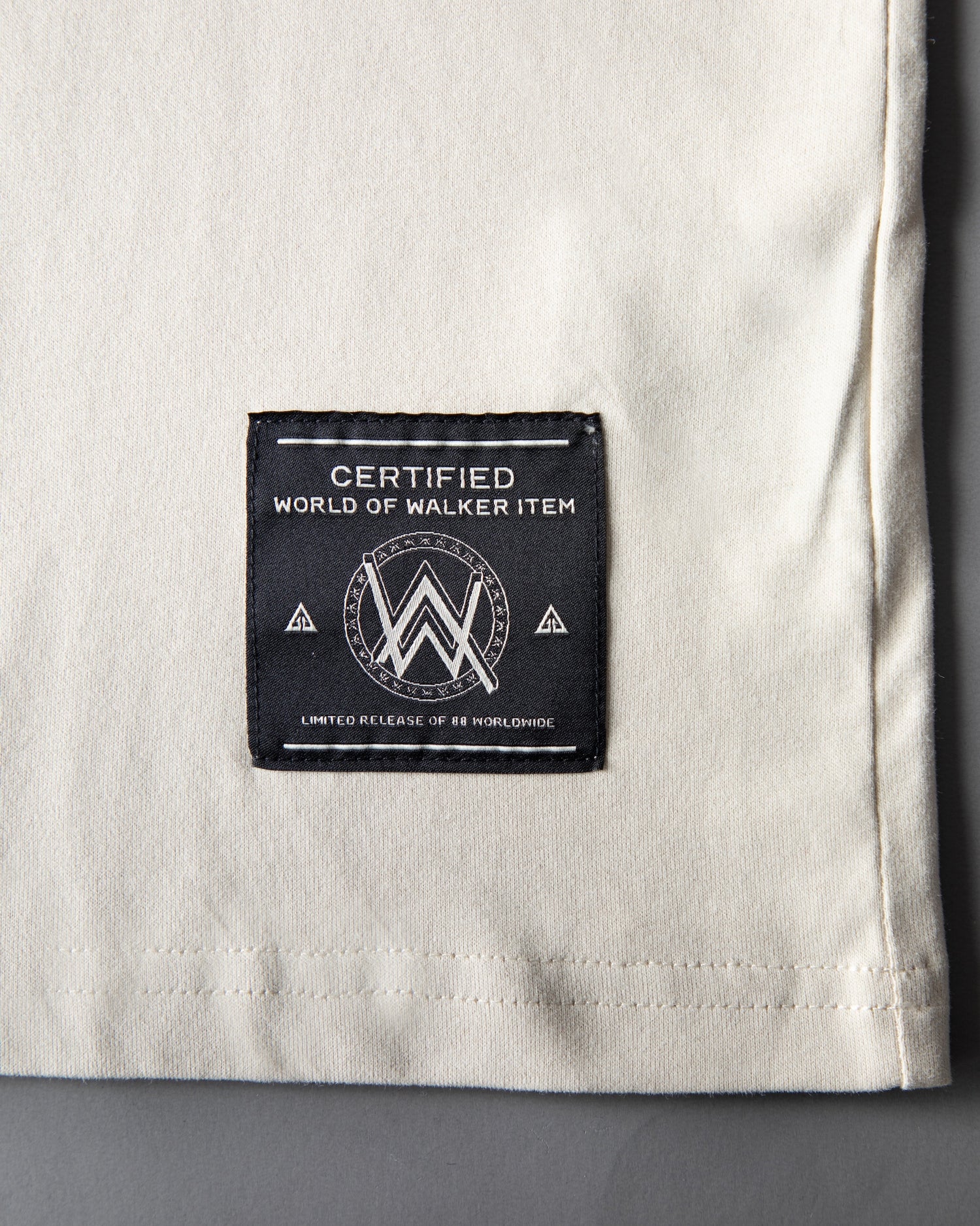 Encyclopedia T-shirt – official Alan Walker T-Shirt (view 4)