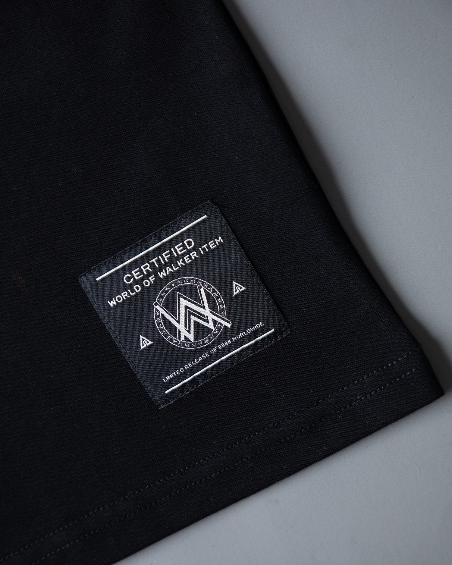 World of Walker Skyline T-shirt – official Alan Walker T-Shirt (view 5)