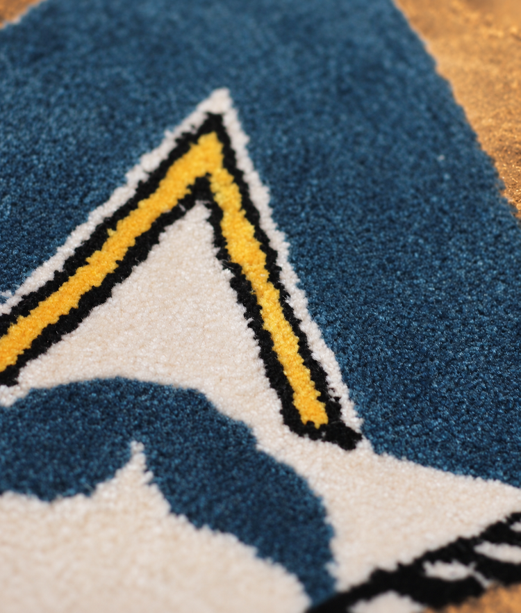 AV8 Rug