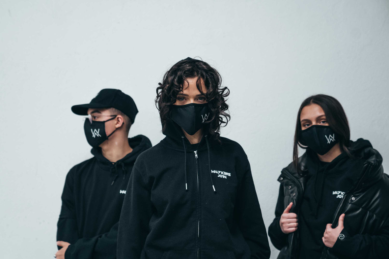 CORE LOGO ZIP HOODIE Hoodie Alan Walker Official Merchandise 