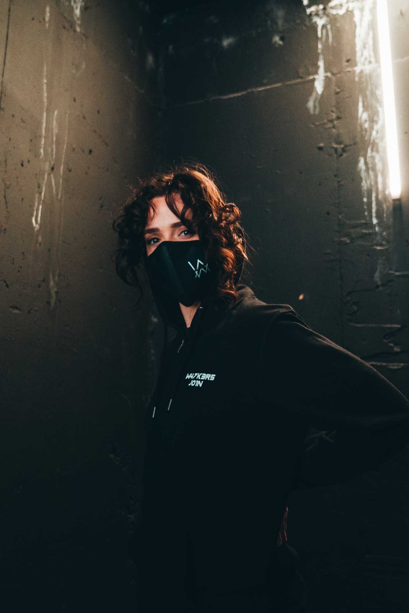 CORE LOGO ZIP HOODIE Hoodie Alan Walker Official Merchandise 